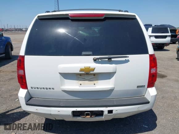 2012 Chevrolet Suburban LS с VIN 1GNSCHE00CR277780, выставлен на аукционе IAAI как лот 42038230 с пробегом 205 820 миль миль и . История ставок и продаж доступна на DreamBid. Изображение 19.