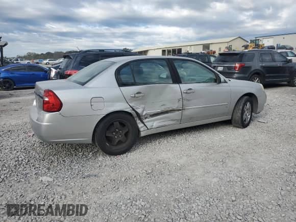2007 Chevrolet Malibu 1LT z VIN 1G1ZT58F77F115330, wystawiony jako Copart lot #85707425 z przebiegiem 171 502 mil mil oraz Szkoda całkowita • Salvage title. Historia ofert i sprzedaży dostępna na DreamBid. Obrazek 3.
