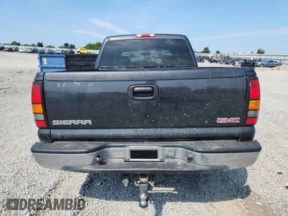 2005 GMC Sierra 1500 SLE z VIN 2GTEK13T951280718, wystawiony jako Copart lot #68005585 z przebiegiem 177 042 mil mil oraz Szkoda całkowita • Salvage title. Historia ofert i sprzedaży dostępna na DreamBid. Obrazek 6.
