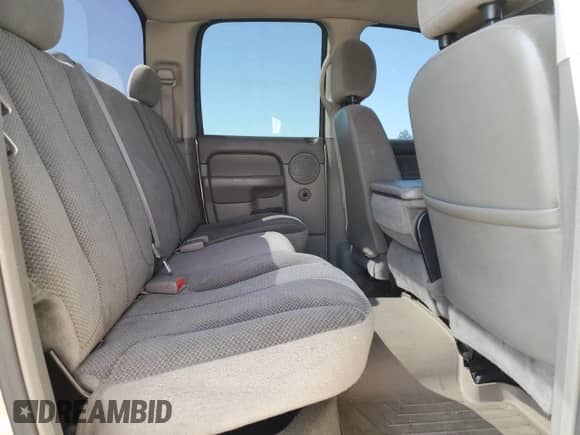 2004 Dodge 2500 SLT z VIN 3D7KU28C14G234615, wystawiony jako Copart lot #61453145 z przebiegiem 289 052 mil mil oraz Szkoda całkowita • Salvage title. Historia ofert i sprzedaży dostępna na DreamBid. Obrazek 10.