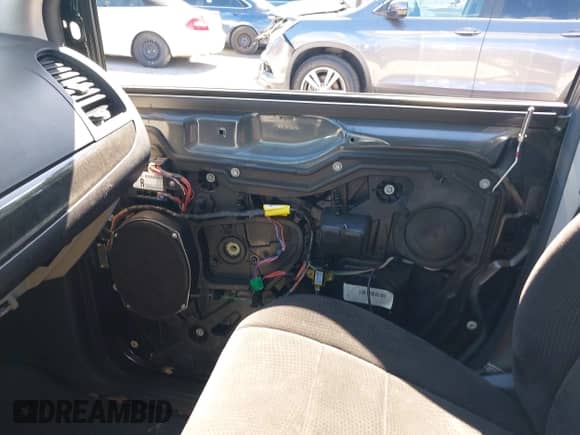 2013 Dodge Grand Caravan SXT with VIN 2C4RDGCG0DR502886, listed as a IAAI auction lot 43522518 with Not provided miles and . Bid and sale history available at DreamBid. Image 14.