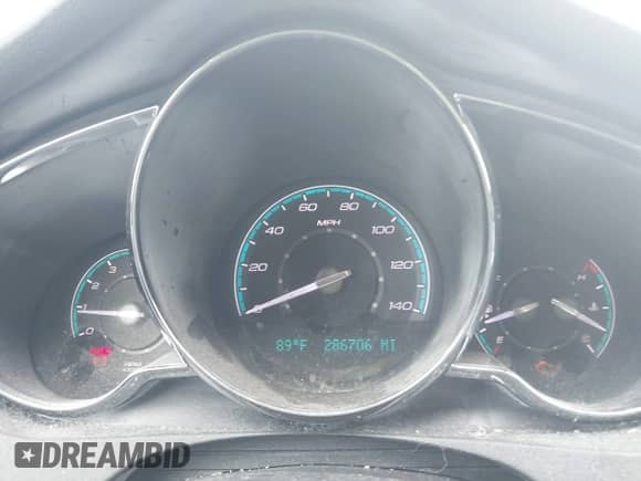 2010 Chevrolet Malibu 2LT z VIN 1G1ZD5EB8AF155597, wystawiony jako IAAI lot #42850277 z przebiegiem 286 706 mil mil oraz . Historia ofert i sprzedaży dostępna na DreamBid. Obrazek 7.