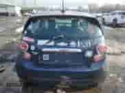 2015 Chevrolet Sonic LTZ z VIN 1G1JF6SB8F4201238, wystawiony jako Copart lot #83118114 z przebiegiem 77 134 mil mil oraz Szkoda całkowita • Salvage title. Historia ofert i sprzedaży dostępna na DreamBid. Obrazek 6.