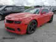 2013 Chevrolet Camaro SS z VIN 2G1FS1EW8D9247567, wystawiony jako Copart lot #52806775 z przebiegiem 65 573 mil mil oraz Czysty tytuł • Clean title. Historia ofert i sprzedaży dostępna na DreamBid. Obrazek 1.