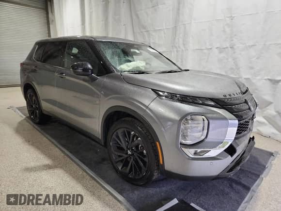 2023 Mitsubishi Outlander SE with VIN JA4J3UA81PZ027280, listed as a Copart auction lot 86450985 with 53,940 mi miles and Salvage title. Bid and sale history available at DreamBid. Image 4.