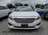 2017 Hyundai Sonata SE with VIN 5NPE24AF7HH550885, listed as a Copart auction lot 64350665 with 202,011 mi miles and Clean title. Bid and sale history available at DreamBid. Image 5.