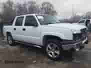 2005 Chevrolet Avalanche Z71 с VIN 3GNEK12Z65G200232, выставлен на аукционе IAAI как лот 41128043 с пробегом 173 874 миль миль и . История ставок и продаж доступна на DreamBid. Изображение 14.