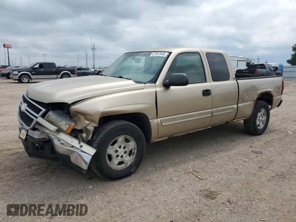2006 Chevrolet Silverado 1500 LT1 with VIN 1GCEK19VX6Z229410, listed as a Copart auction lot 67941945 with 140,966 mi miles and Salvage title. Bid and sale history available at DreamBid. Image 1.