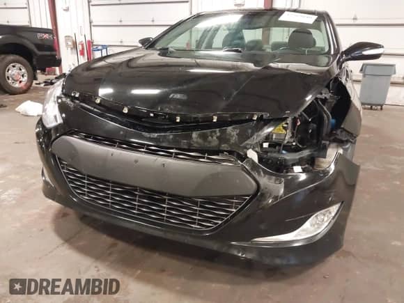 2015 Hyundai Sonata Limited с VIN KMHEC4A40FA122071, выставлен на аукционе IAAI как лот 42569040 с пробегом 135 081 миль миль и . История ставок и продаж доступна на DreamBid. Изображение 6.