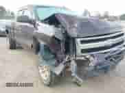 2009 Chevrolet Silverado 1500 LTZ z VIN 1GCEK39J09Z200009, wystawiony jako IAAI lot #41414164 z przebiegiem 192 030 mil mil oraz . Historia ofert i sprzedaży dostępna na DreamBid. Obrazek 6.