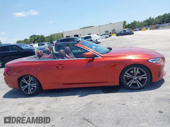 2023 BMW 4 Series 430i with VIN WBA23AT09PCL39301, listed as a IAAI auction lot 42217555 with 39,648 mi miles and . Bid and sale history available at DreamBid. Image 13.