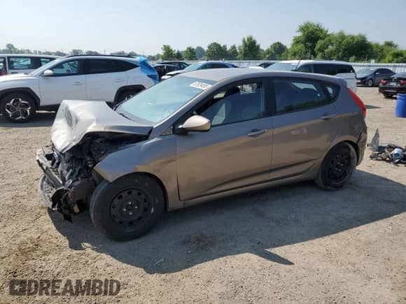 2014 Hyundai Accent GS с VIN KMHCT5AE7EU164062, выставлен на аукционе Copart как лот 67639495 с пробегом Не указан миль и Списание • Salvage title. История ставок и продаж доступна на DreamBid. Изображение 1.