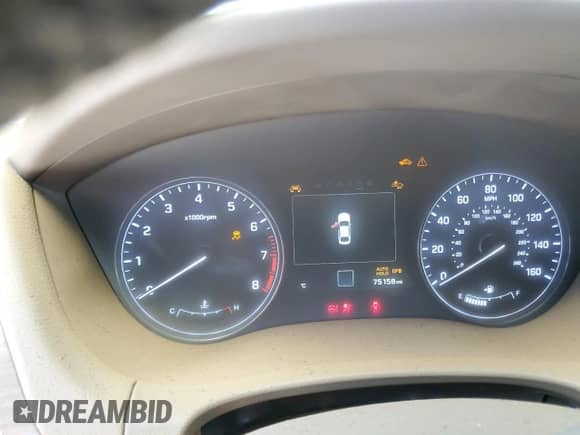 2016 Hyundai Genesis 3.8L z VIN KMHGN4JE3GU137580, wystawiony jako Copart lot #70506344 z przebiegiem 75 158 mil mil oraz Szkoda całkowita • Salvage title. Historia ofert i sprzedaży dostępna na DreamBid. Obrazek 9.