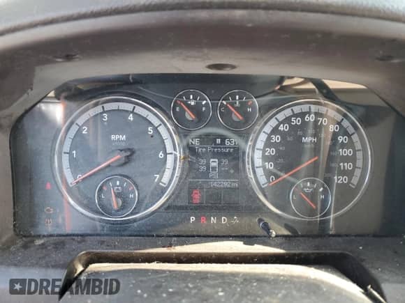 2010 Dodge 1500 SLT with VIN 1D7RV1GP7AS225710, listed as a Copart auction lot 63137975 with 142,292 mi miles and Clean title. Bid and sale history available at DreamBid. Image 9.