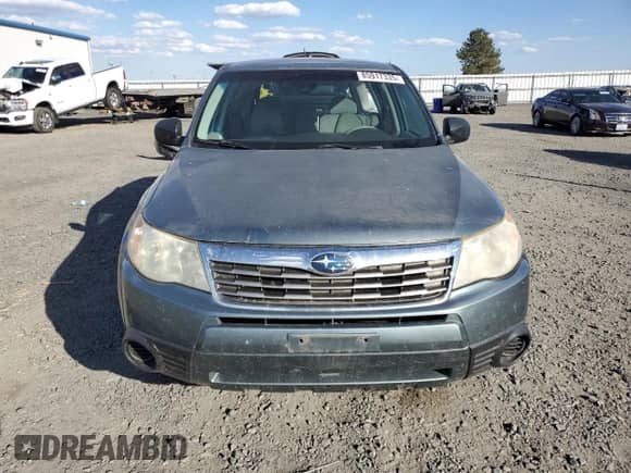 2009 Subaru Forester X with VIN JF2SH616X9G729202, listed as a Copart auction lot 85917335 with 263,721 mi miles and Salvage title. Bid and sale history available at DreamBid. Image 5.