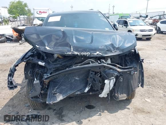 2021 Jeep Grand Cherokee 80th Anniversary z VIN 1C4RJFBG2MC568434, wystawiony jako IAAI lot #42437000 z przebiegiem Nie podano mil oraz . Historia ofert i sprzedaży dostępna na DreamBid. Obrazek 6.