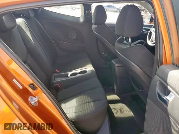 2013 Hyundai Veloster w/Black Int z VIN KMHTC6AD8DU118235, wystawiony jako Copart lot #81145875 z przebiegiem 164 057 mil mil oraz Szkoda całkowita • Salvage title. Historia ofert i sprzedaży dostępna na DreamBid. Obrazek 11.