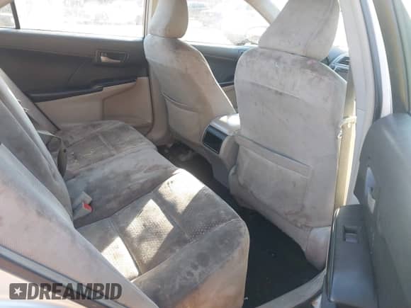 2014 Toyota Camry L with VIN 4T4BF1FK2ER440325, listed as a IAAI auction lot 41423301 with 271,563 mi miles and . Bid and sale history available at DreamBid. Image 8.