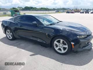 2017 Chevrolet Camaro 1LT с VIN 1G1FB1RX1H0214932, выставлен на аукционе IAAI как лот 43280189 с пробегом 106 416 миль миль и . История ставок и продаж доступна на DreamBid. Изображение 1.