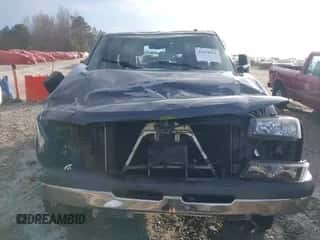 2003 Chevrolet Silverado 1500HD LS z VIN 1GCGK13U13F203025, wystawiony jako IAAI lot #41419011 z przebiegiem Nie podano mil oraz . Historia ofert i sprzedaży dostępna na DreamBid. Obrazek 6.