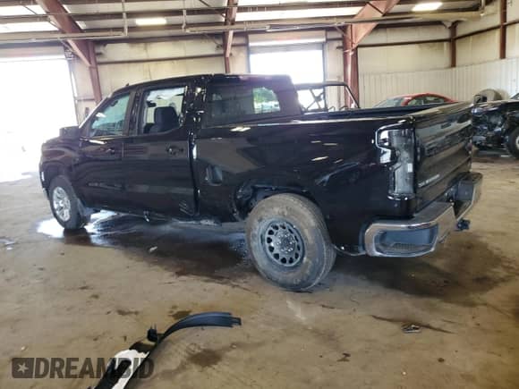 2024 Chevrolet Silverado 1500 LT z VIN 1GCUDDED2RZ131125, wystawiony jako Copart lot #61731485 z przebiegiem 18 989 mil mil oraz Szkoda całkowita • Salvage title. Historia ofert i sprzedaży dostępna na DreamBid. Obrazek 2.