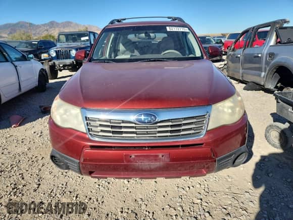 2010 Subaru Forester X Premium with VIN JF2SH6CC3AH743248, listed as a Copart auction lot 82172715 with 233,798 mi miles and Clean title. Bid and sale history available at DreamBid. Image 5.