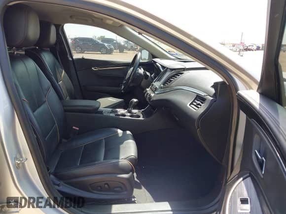 2019 Chevrolet Impala Premier с VIN 1G1105S38KU105706, выставлен на аукционе IAAI как лот 42997829 с пробегом 99 011 миль миль и . История ставок и продаж доступна на DreamBid. Изображение 5.