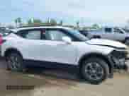 2023 Chevrolet Blazer LT z VIN 3GNKBHR40PS223544, wystawiony jako IAAI lot #41849062 z przebiegiem Nie podano mil oraz . Historia ofert i sprzedaży dostępna na DreamBid. Obrazek 13.