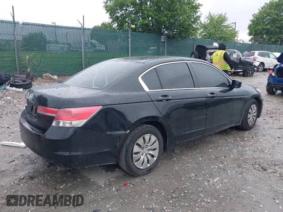 2012 Honda Accord с VIN 1HGCP2R34CA237144, выставлен на аукционе IAAI как лот 42368745 с пробегом Не указан миль и . История ставок и продаж доступна на DreamBid. Изображение 4.