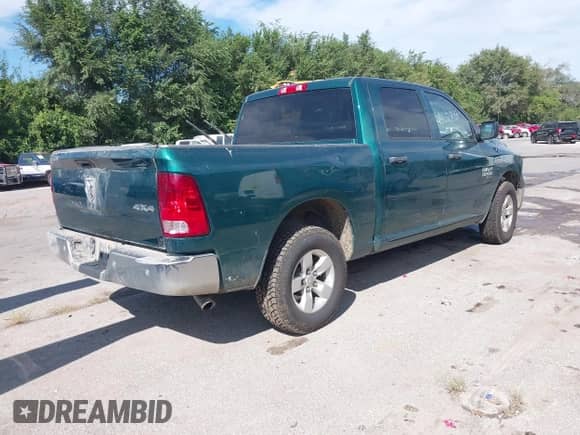 2021 Ram 1500 Tradesman z VIN 3C6RR7KG5MG635191, wystawiony jako IAAI lot #43012899 z przebiegiem 191 823 mil mil oraz . Historia ofert i sprzedaży dostępna na DreamBid. Obrazek 4.