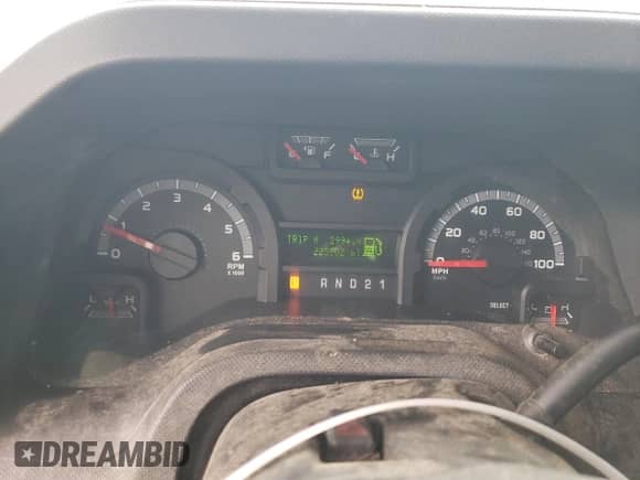 2014 Ford Econoline Cargo Commercial with VIN 1FTNE2EL4EDA61342, listed as a Copart auction lot 69661304 with 223,902 mi miles and Salvage title. Bid and sale history available at DreamBid. Image 9.