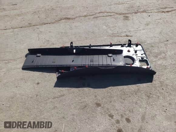 2023 Toyota Sienna XLE z VIN 5TDYRKEC3PS143331, wystawiony jako Copart lot #81590455 z przebiegiem 56 266 mil mil oraz Czysty tytuł • Clean title. Historia ofert i sprzedaży dostępna na DreamBid. Obrazek 13.