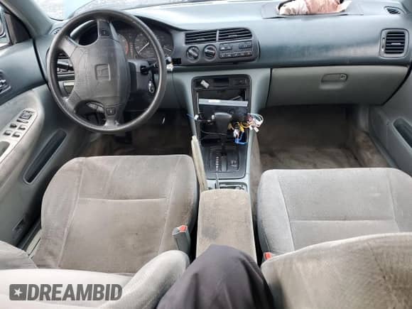 1997 Honda Accord LX with VIN JHMCD5630VC020253, listed as a Copart auction lot 58589655 with 192,529 mi miles and Non repairable. Bid and sale history available at DreamBid. Image 8.