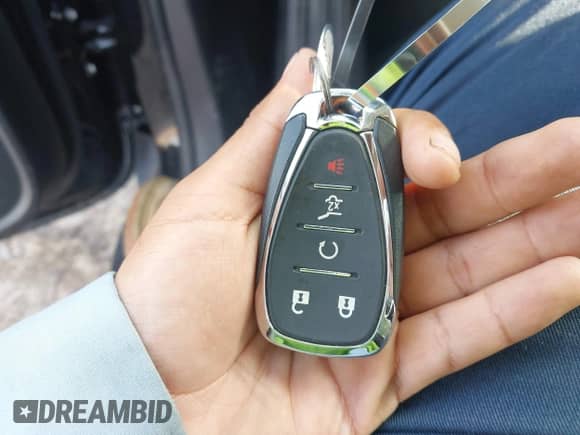 2021 Chevrolet Traverse LT Cloth with VIN 1GNERGKWXMJ151148, listed as a IAAI auction lot 42671405 with 81,096 mi miles and . Bid and sale history available at DreamBid. Image 11.