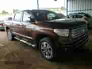 2017 Toyota Tundra Platinum с VIN 5TFAW5F11HX651690, выставлен на аукционе Copart как лот 69562075 с пробегом 67 829 миль миль и Списание • Salvage title. История ставок и продаж доступна на DreamBid. Изображение 13.