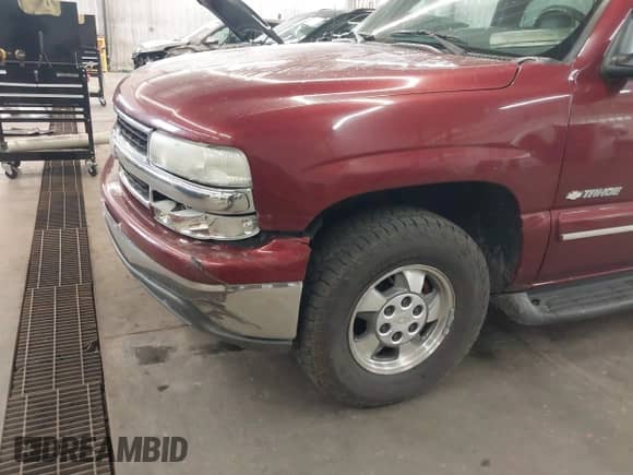 2003 Chevrolet Tahoe LT с VIN 1GNEC13T43J187709, выставлен на аукционе IAAI как лот 43055752 с пробегом 178 080 миль миль и . История ставок и продаж доступна на DreamBid. Изображение 6.