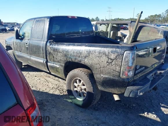 2002 GMC Sierra 1500 SLE с VIN 2GTEC19T321252686, выставлен на аукционе IAAI как лот 41355583 с пробегом 245 122 миль миль и . История ставок и продаж доступна на DreamBid. Изображение 3.