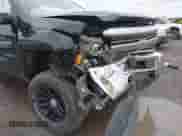 2015 Chevrolet Silverado 2500HD Work Truck z VIN 1GC1KUEG5FF607254, wystawiony jako IAAI lot #42287674 z przebiegiem 105 845 mil mil oraz . Historia ofert i sprzedaży dostępna na DreamBid. Obrazek 6.