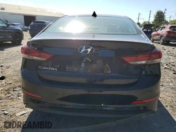 2018 Hyundai Elantra SEL с VIN KMHD84LF2JU586109, выставлен на аукционе Copart как лот 81219105 с пробегом 157 981 миль миль и Списание • Salvage title. История ставок и продаж доступна на DreamBid. Изображение 6.