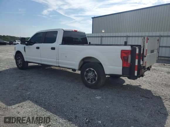2017 Ford F-250 XL z VIN 1FT7W2A6XHEC16867, wystawiony jako Copart lot #66441475 z przebiegiem 208 731 mil mil oraz Szkoda całkowita • Salvage title. Historia ofert i sprzedaży dostępna na DreamBid. Obrazek 2.