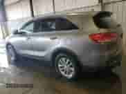 2017 Kia Sorento LX с VIN 5XYPGDA50HG302535, выставлен на аукционе Copart как лот 84599215 с пробегом 102 792 миль миль и Списание • Salvage title. История ставок и продаж доступна на DreamBid. Изображение 2.