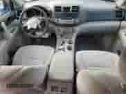 2008 Toyota Highlander z VIN JTEDS41A882035844, wystawiony jako Copart lot #85377265 z przebiegiem 161 663 mil mil oraz Szkoda całkowita • Salvage title. Historia ofert i sprzedaży dostępna na DreamBid. Obrazek 8.