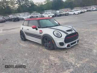 2016 MINI Hardtop John Cooper Works with VIN WMWXM9C55GT996965, listed as a IAAI auction lot 42647302 with 62,725 mi miles and . Bid and sale history available at DreamBid. Image 1.