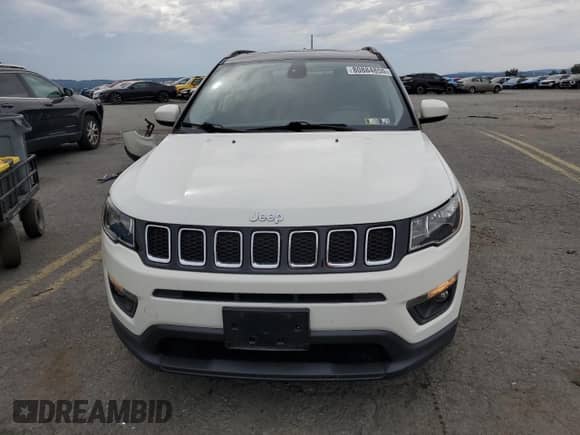 2018 Jeep Compass Latitude with VIN 3C4NJDBB9JT251810, listed as a Copart auction lot 80884855 with 69,847 mi miles and Salvage title. Bid and sale history available at DreamBid. Image 5.
