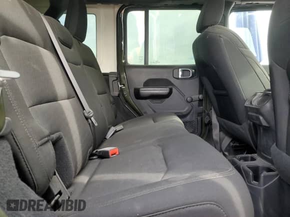 2021 Jeep Wrangler Unlimited Sport Altitude with VIN 1C4HJXDG7MW708491, listed as a Copart auction lot 83564304 with 8,319 mi miles and Clean title. Bid and sale history available at DreamBid. Image 10.