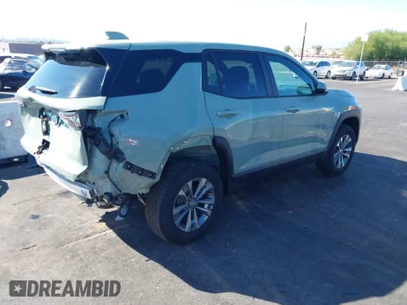 2026 Chevrolet Equinox FWD LT с VIN 3GNAXHEG1TL139279, выставлен на аукционе IAAI как лот 43239614 с пробегом 85 миль миль и . История ставок и продаж доступна на DreamBid. Изображение 4.