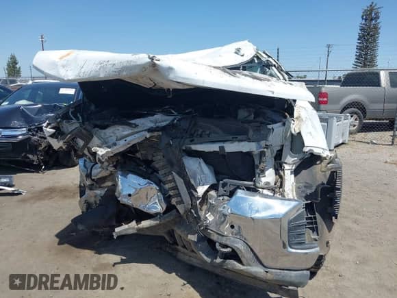 2022 Chevrolet Silverado 1500 LT with VIN 3GCUYDET6NG204583, listed as a IAAI auction lot 42349249 with Not provided miles and . Bid and sale history available at DreamBid. Image 12.