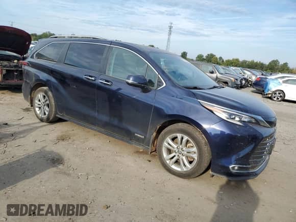 2021 Toyota Sienna Limited with VIN 5TDESKFC1MS004073, listed as a Copart auction lot 80620145 with 121,366 mi miles and Salvage title. Bid and sale history available at DreamBid. Image 4.