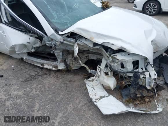 2015 Chevrolet Impala LT z VIN 2G1WB5E32F1141906, wystawiony jako IAAI lot #40484476 z przebiegiem 96 165 mil mil oraz . Historia ofert i sprzedaży dostępna na DreamBid. Obrazek 6.