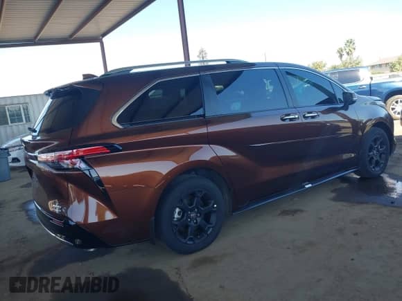 2023 Toyota Sienna Limited z VIN 5TDZRKEC8PS167242, wystawiony jako IAAI lot #42967039 z przebiegiem 30 352 mil mil oraz . Historia ofert i sprzedaży dostępna na DreamBid. Obrazek 4.